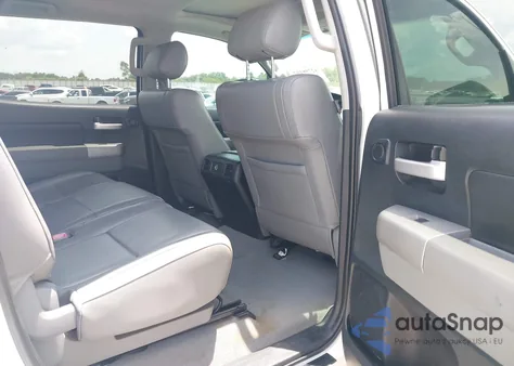 2007 Toyota Tundra Limited 5.7L V8 z USA, uszkodzony, nr VIN 5TBDV58117S484564